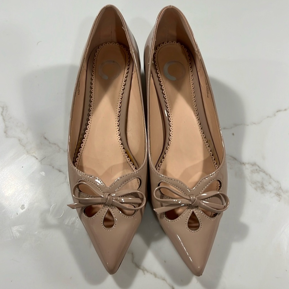 Patent Kitten heel 7.5 nude pumps great condition